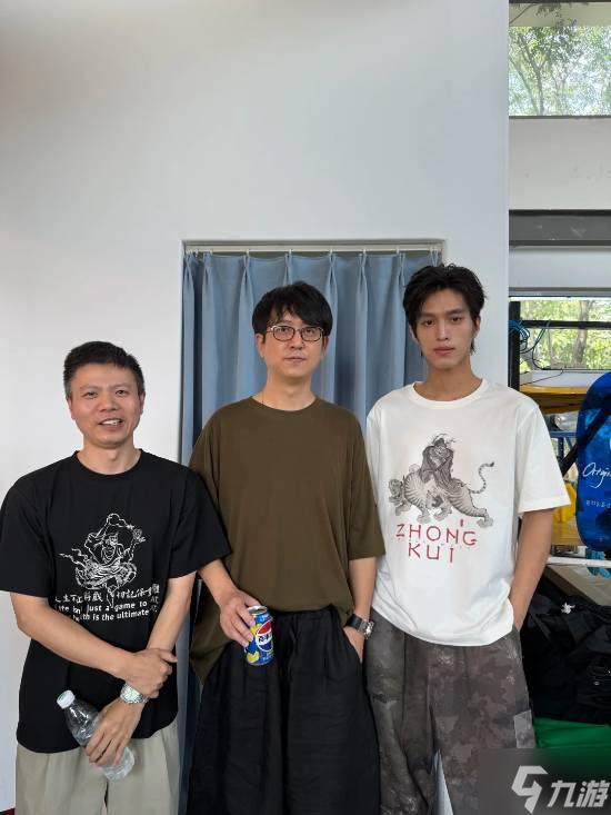 超帅模特与《黑神话》杨奇合影！回应钟馗何时发售