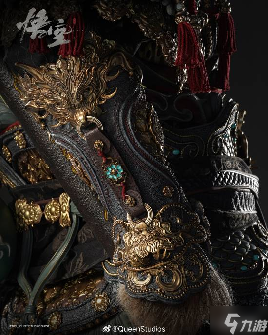 限量99体!《黑神话》大圣金甲1/1全身像：售99800元